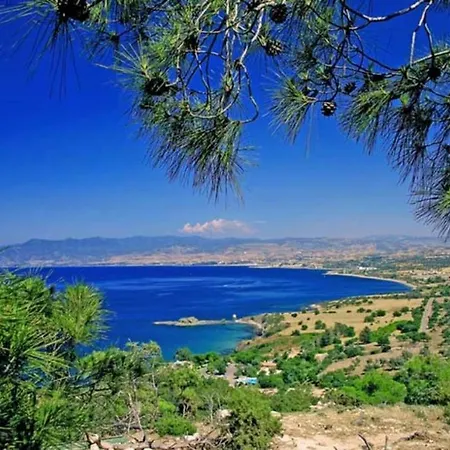 Βίλα How To Rent Your Own Private Luxury Holiday In For Less Than Basic Hotel, 1201 Αγία Νάπα