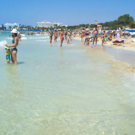 Βίλα How To Rent Your Own Private Luxury Holiday In For Less Than Basic Hotel, 1201