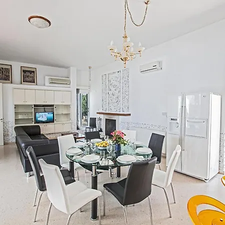 How To Rent Your Own Private Luxury Holiday In For Less Than Basic Hotel, 1201 Villa Ayia Napa