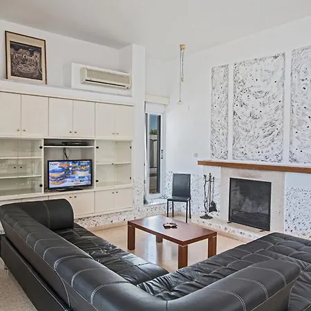How To Rent Your Own Private Luxury Holiday In For Less Than Basic Hotel, 1201 Villa Ayia Napa